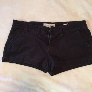 Black Aéropostale shorts